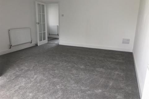 2 bedroom semi-detached bungalow to rent, Chapel Close, Bedford