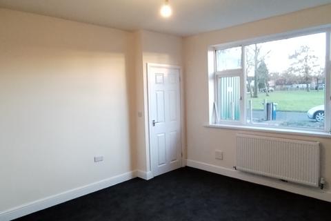 3 bedroom semi-detached house to rent, Lostock Hall preston PR5 5TL