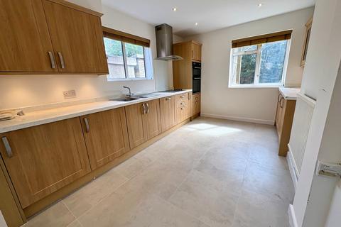 3 bedroom house to rent, Southfields, Letchworth Garden City, SG6