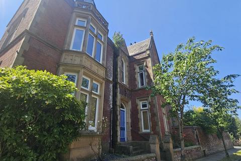 Studio to rent, East Cliff Road, Preston, PR1