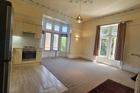 Studio to rent, East Cliff Road, Preston, PR1