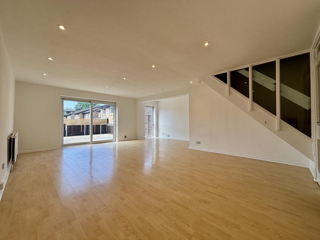 Foxgrove Road, Beckenham, BR3, Beckenham
