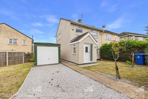 3 bedroom semi-detached house for sale, Oakdene, Rossington