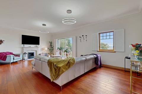 undefined, Hollybush Lane, Langbank PA14