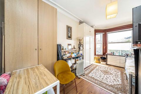 2 bedroom flat for sale, Harlesden Road, London NW10