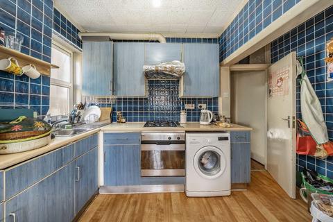 2 bedroom flat for sale, Harlesden Road, London NW10