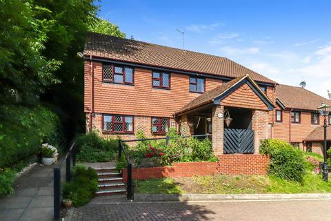 2 bedroom retirement property for sale, Turneys Orchard, Rickmansworth WD3