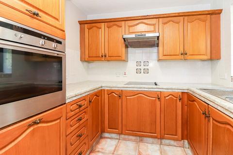 2 bedroom retirement property for sale, Turneys Orchard, Rickmansworth WD3