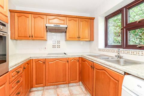 2 bedroom retirement property for sale, Turneys Orchard, Rickmansworth WD3