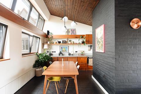 4 bedroom detached house for sale, New Park Road, London SW2