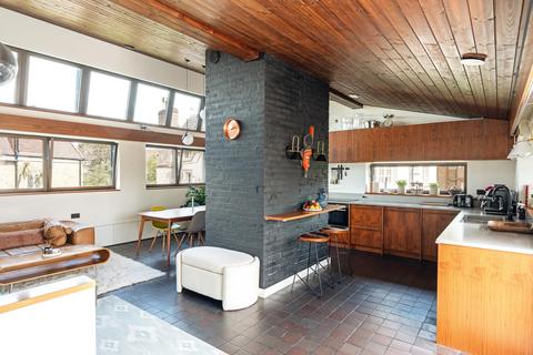 4 bedroom detached house for sale, New Park Road, London SW2