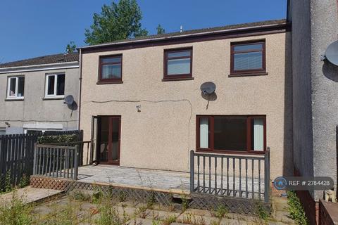 3 bedroom semi-detached house to rent, North Berwick Crescent, Glasgow, G75