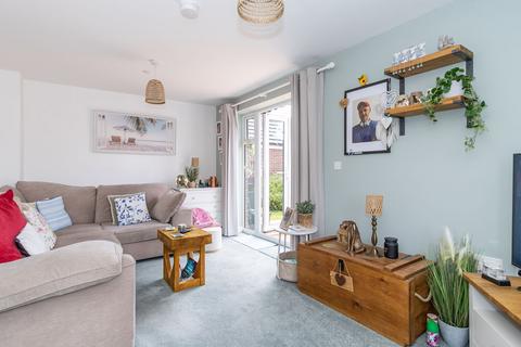3 bedroom detached house for sale, Flat Holm Walk, Sully