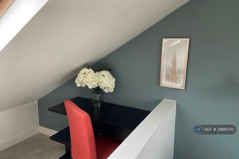 2 bedroom flat to rent, Citadel Road, Plymouth, PL1