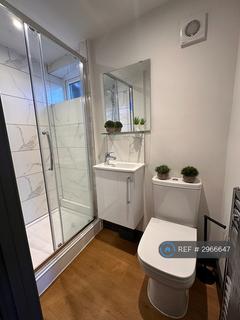 1 bedroom in a house share to rent, Borough Road, Middlesbrough, TS1