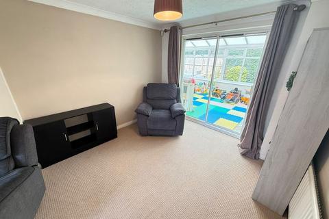 4 bedroom detached house for sale, Coventry Avenue, Great Sutton