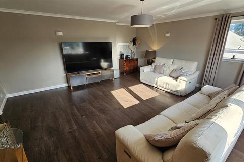 undefined, Woodside Avenue, Bridge Of Weir PA11