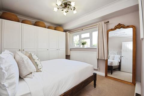 1 bedroom maisonette for sale, Langham Crescent, Billericay