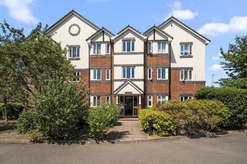 1 bedroom ground floor flat for sale, Mayfield Road, Walton-On-Thames