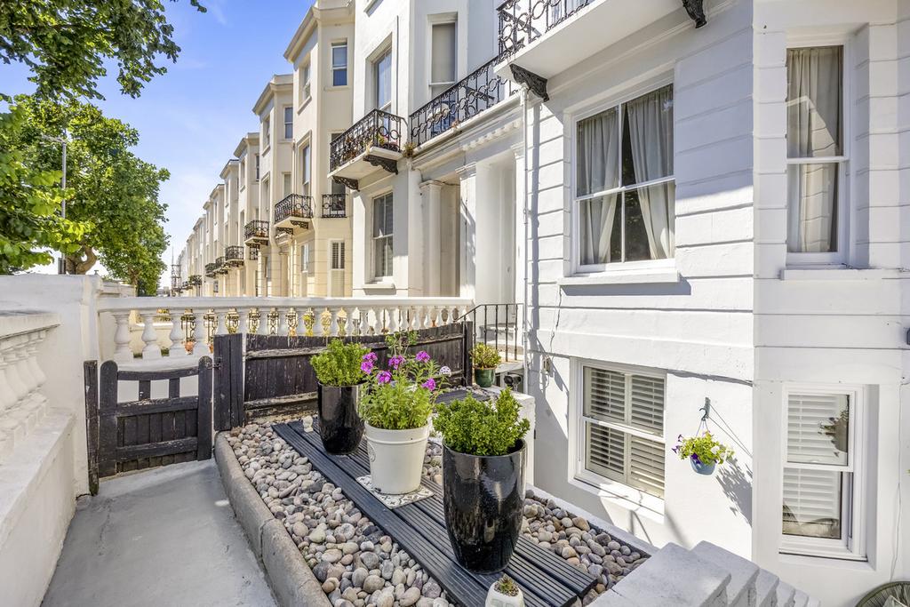 Goldsmid Road, Hove, BN3