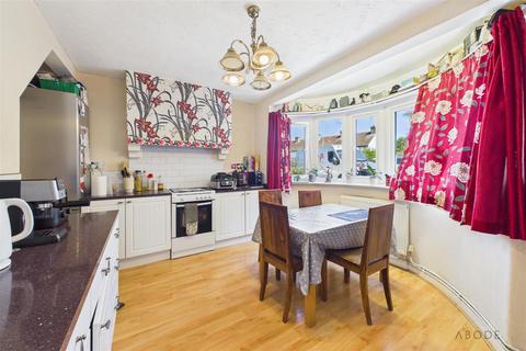 2 bedroom semi-detached house for sale, Shelley Close, Burton-On-Trent DE14