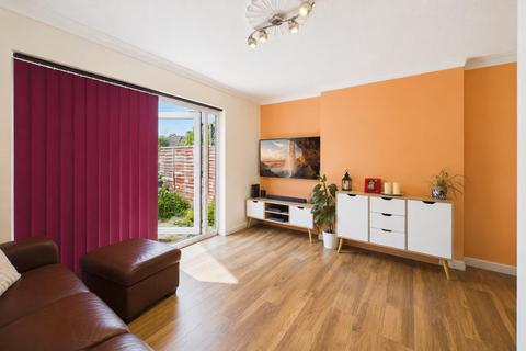 2 bedroom semi-detached house for sale, Shelley Close, Burton-On-Trent DE14