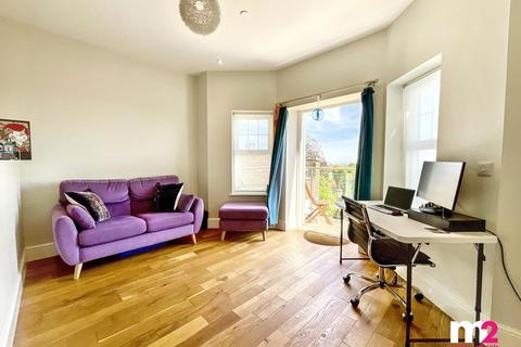 1 bedroom apartment for sale, 31 Clevedon Road, Newport NP19