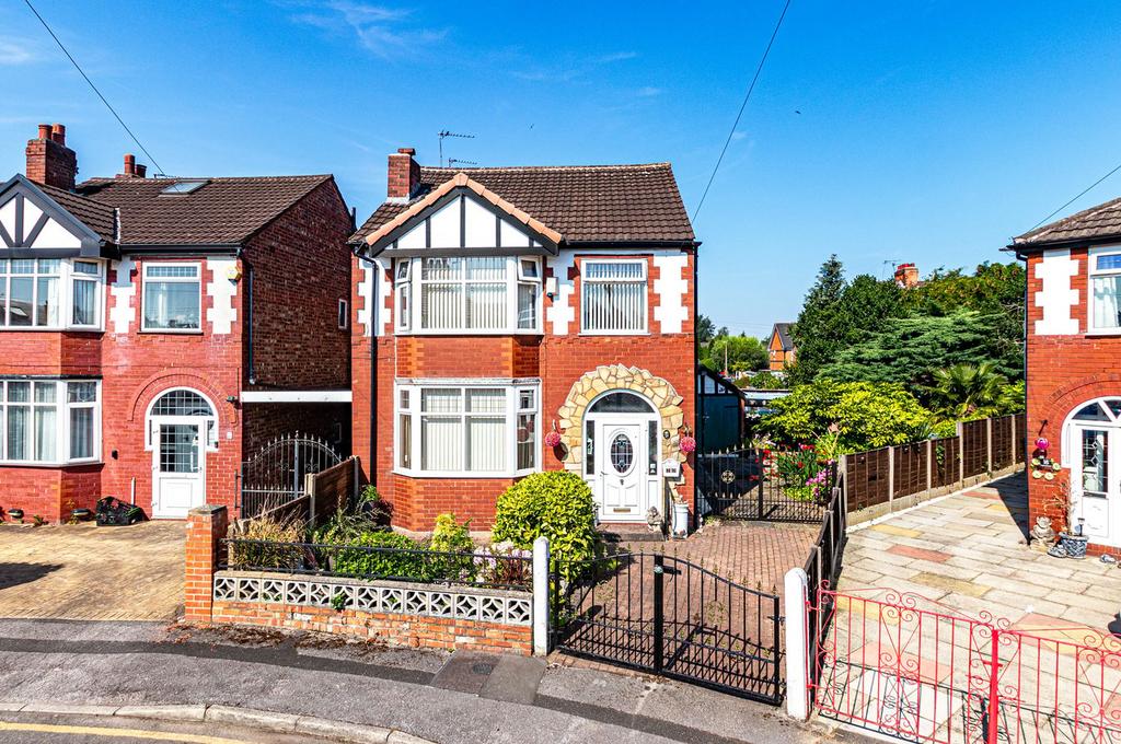 Royal Avenue, Urmston, Manchester, M41, Manchester