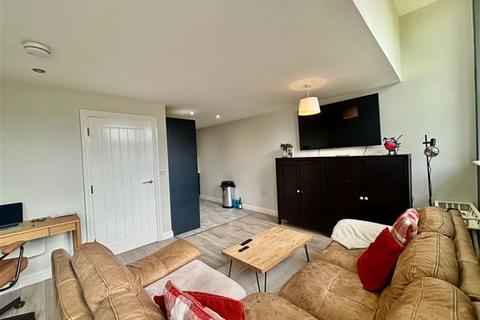 2 bedroom flat for sale, 13a  Station Road, Woodhouse, Sheffield, S13 7AF