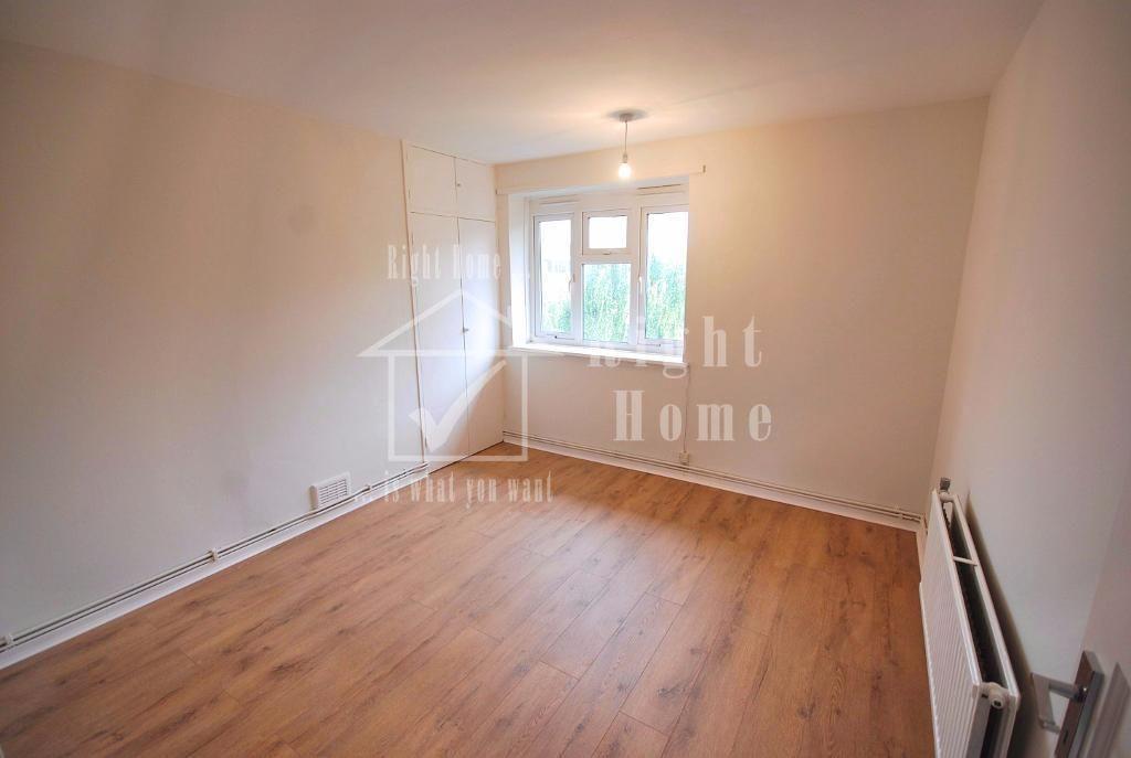 Apartment in EAST FINCHLEY - View 2