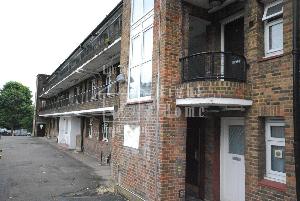 Apartment in EAST FINCHLEY - More