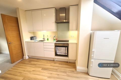 undefined, Coley Avenue, Reading, RG1