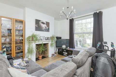 1 bedroom flat for sale, Darnley Road, Gravesend, Kent, DA11