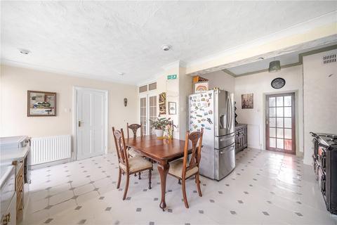 3 bedroom end of terrace house for sale, Birkhall Road, London, SE6