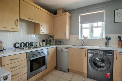 2 bedroom flat for sale, Bonneville Close, Tipton DY4