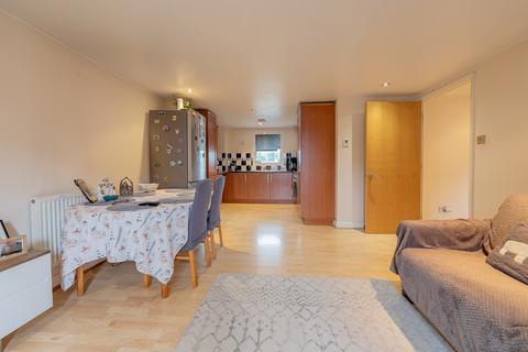 2 bedroom flat for sale, Albert Road, Tamworth B79