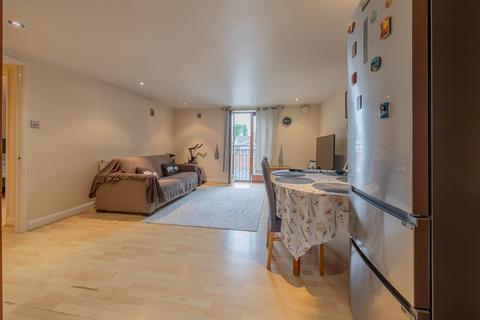 2 bedroom flat for sale, Albert Road, Tamworth B79
