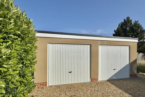 undefined, Stratton, Cirencester