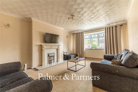3 bedroom semi-detached house for sale, Penryn Road, Kesgrave, Ipswich, Suffolk, IP5
