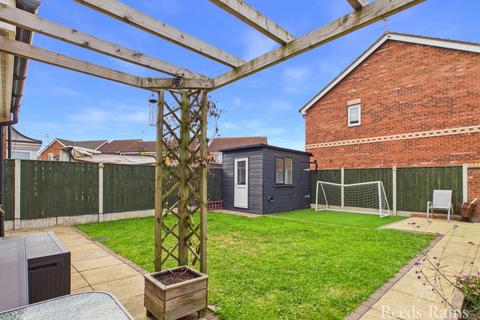 4 bedroom detached house for sale, Leadhills Way, Hull HU7
