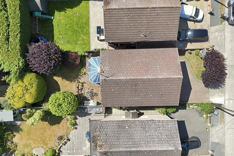 4 bedroom detached house for sale, Lancaster Road, Rayleigh, SS6