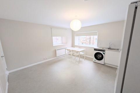 2 bedroom flat to rent, Union Grove Court, Union Grove, Aberdeen, AB10