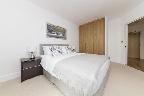 2 bedroom flat to rent, Sovereign Tower, Canning Town E16