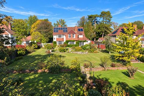 5 bedroom detached house for sale, Echo Barn Lane, Wrecclesham, Farnham, Surrey