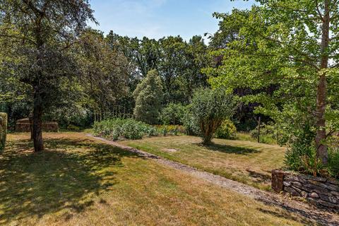 5 bedroom detached house for sale, Echo Barn Lane, Wrecclesham, Farnham, Surrey
