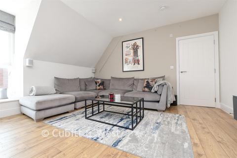 1 bedroom apartment for sale, St. Martin's Walk, Dorking, Surrey