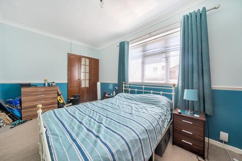 3 bedroom end of terrace house for sale, Lincombe Road, Bromley