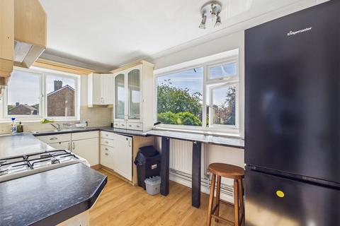 2 bedroom maisonette to rent, Mimosa Road, Middlesex UB4