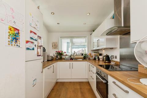 3 bedroom end of terrace house for sale, Birchwood Road, Bristol, BS4