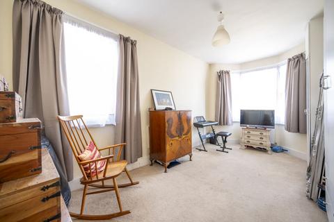 3 bedroom house for sale, Romford Road, Forest Gate, London, E7